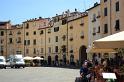2010-07-28-21, Lucca. Piazza Amfiteatro - 3936-web